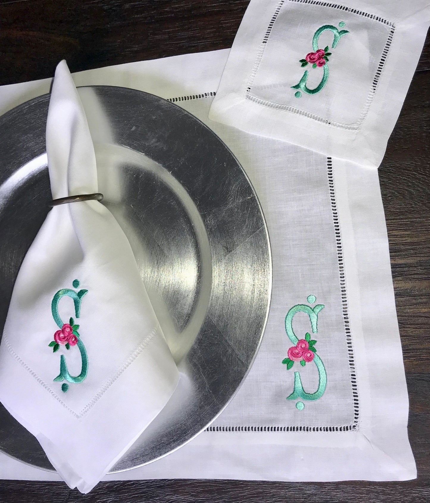 Monogrammed Linen Dinner Napkin Set